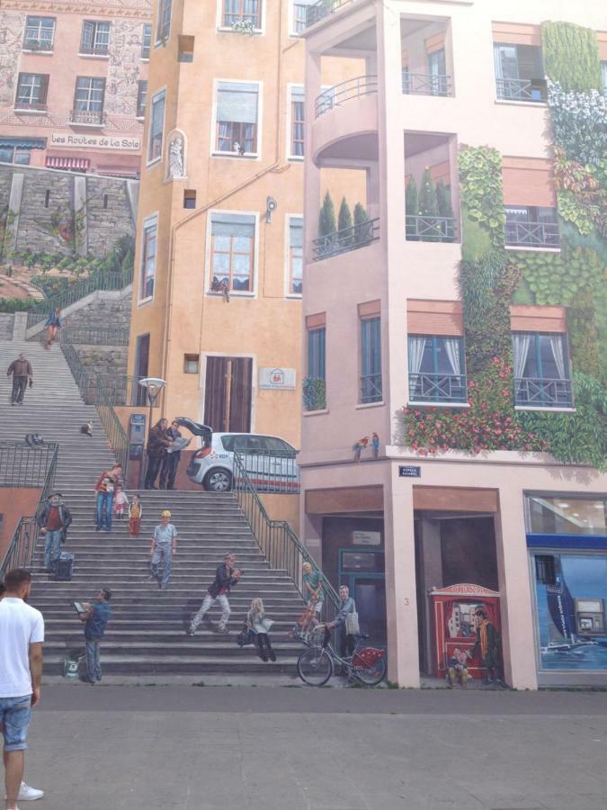 La Petite Maison Dans La Croix Rousse ليون المظهر الخارجي الصورة